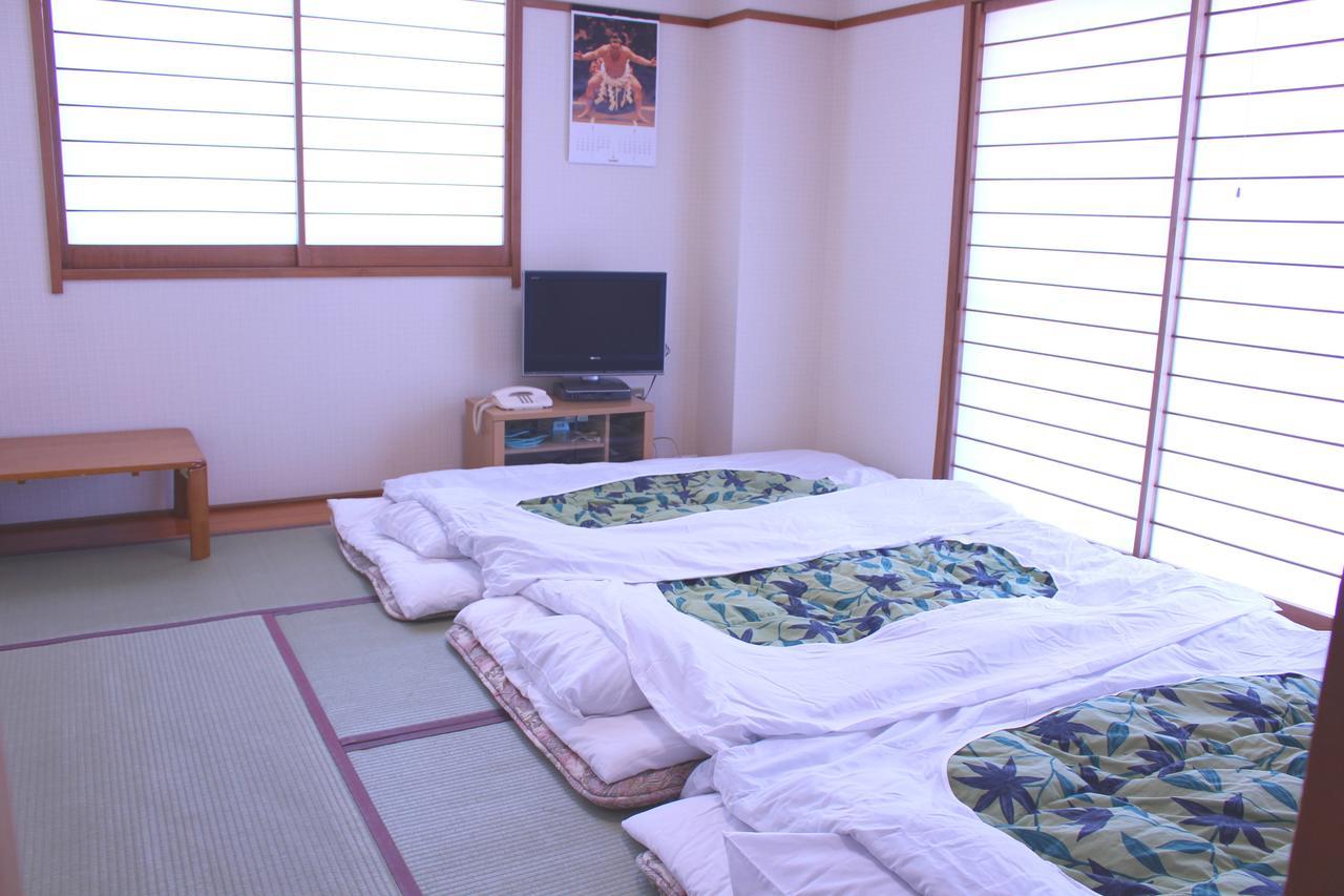 Fuji-Shi Business Hotel Furuiya Ryokan Fuji  Exterior foto