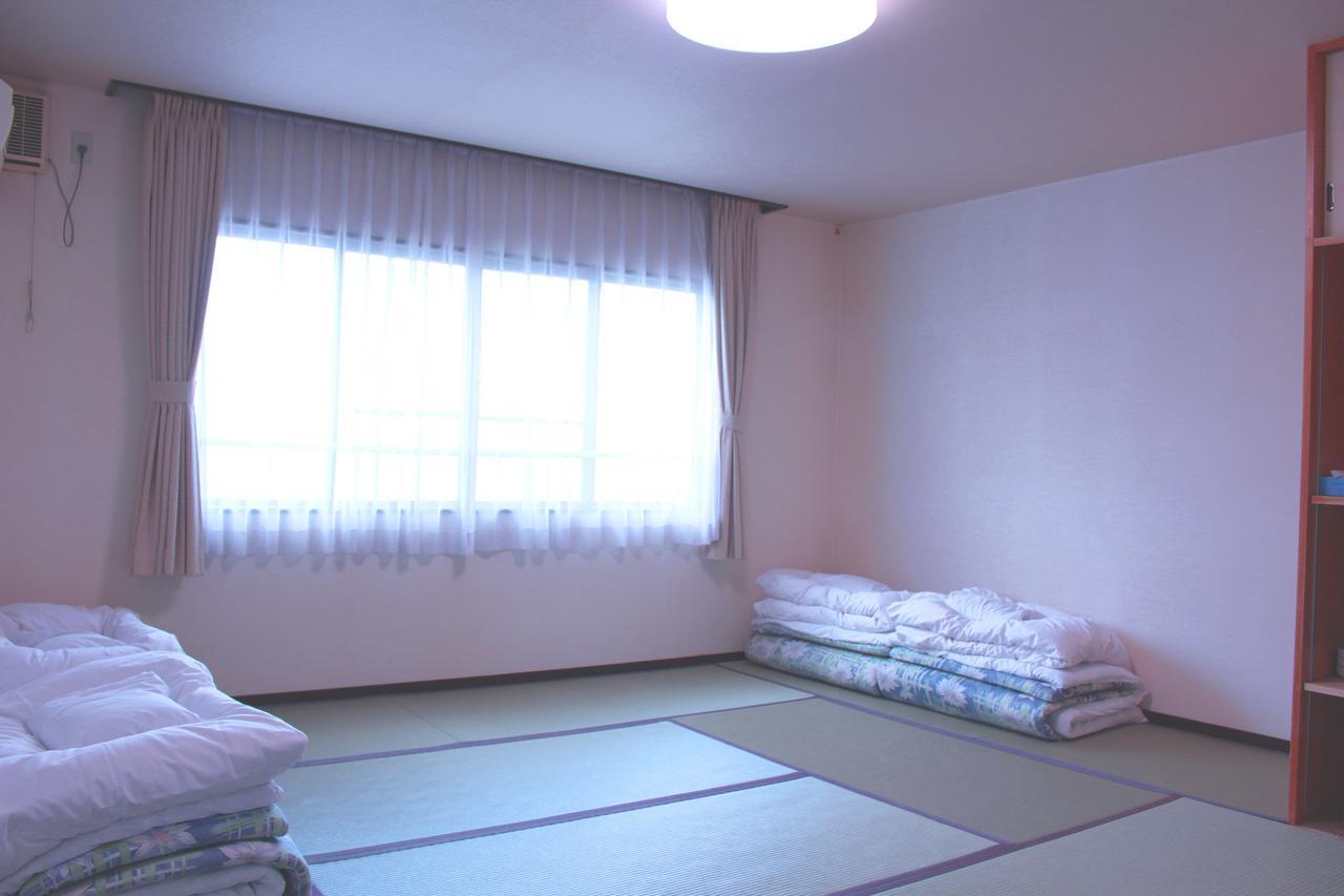 Fuji-Shi Business Hotel Furuiya Ryokan Fuji  Exterior foto